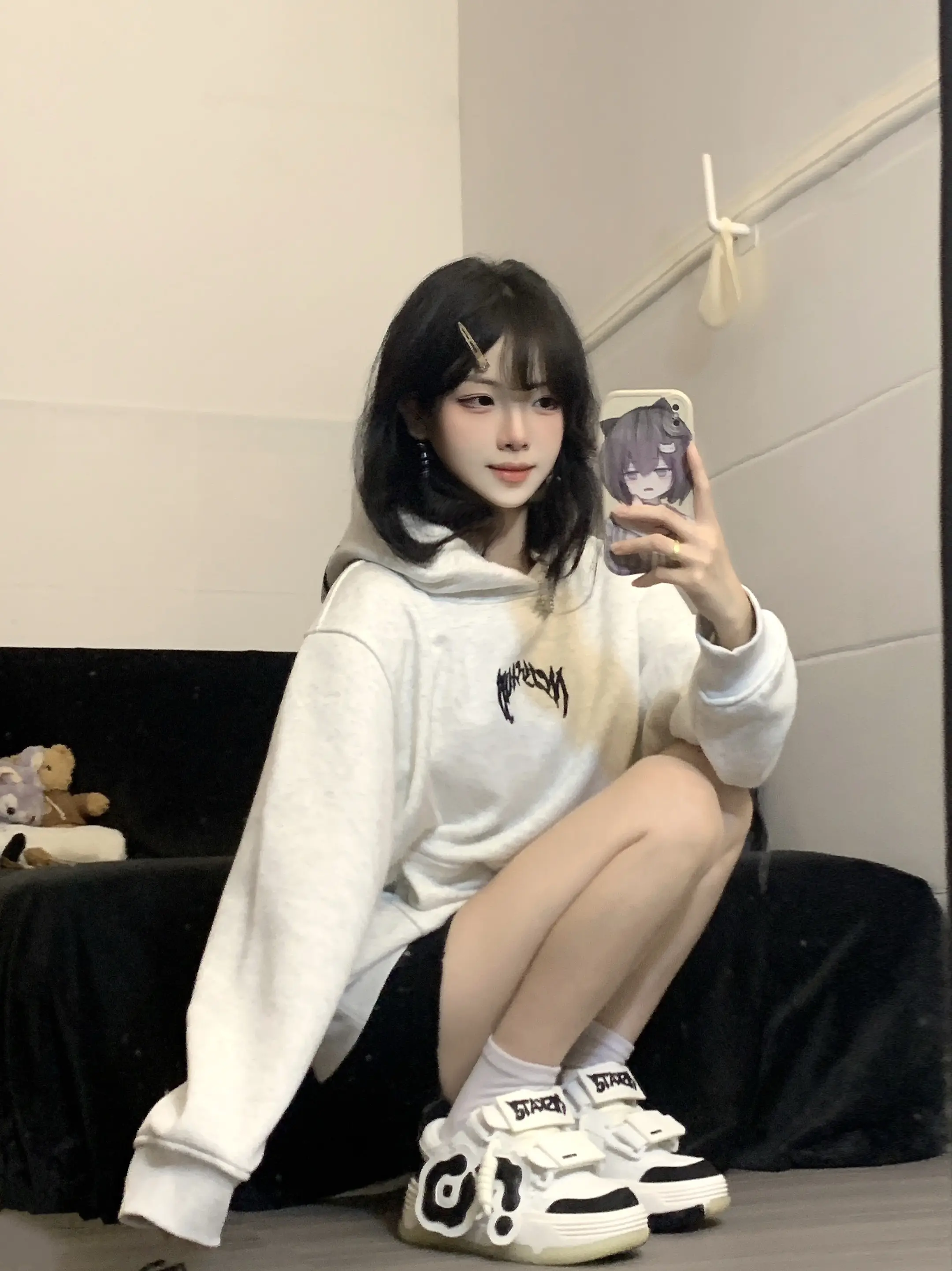 我只在乎两件事 我 我的钱