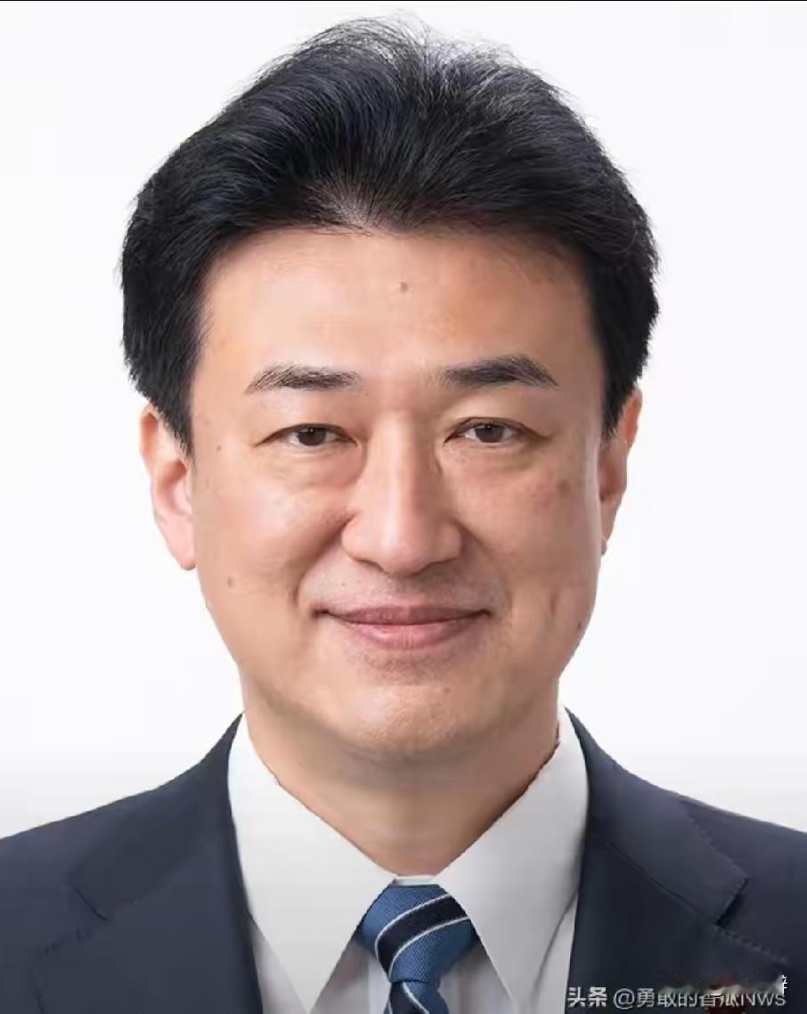 强烈支持薛剑总理事，对日本鬼子怼得漂亮。对极右翼日本鬼子就应该说他们听得懂的语言