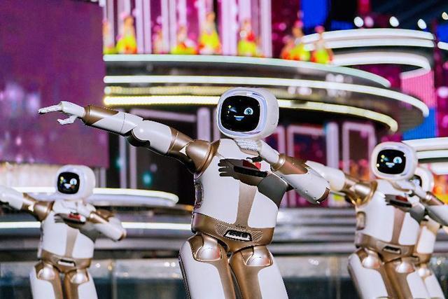 前所未有！马年新春全世界传来大量惊呼声音，中国的变化让世界看不懂，也让西方开始学