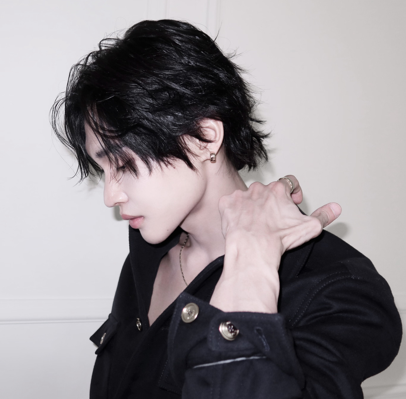 wonbin  真的要错过这个香香看秀造型吗61.9一卡一拍一专 孝起来好吧