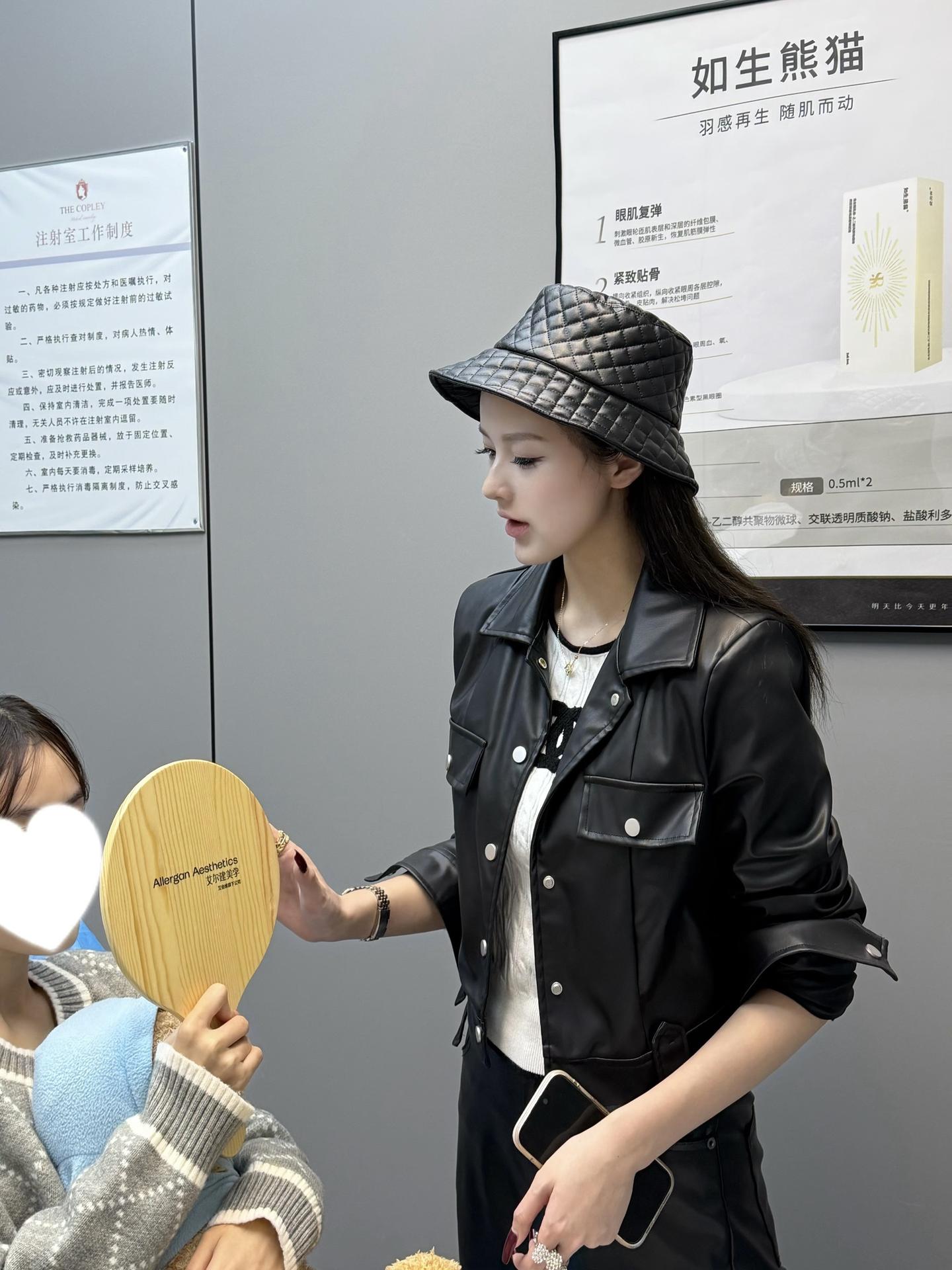 前一秒：心情不好就想去整形医院挨两针 下一秒：当我看到针的那一瞬间，我...