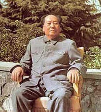 今天，中央戏曲频道正在播出革命京剧沙家浜。
今日今非昔比
伟人波风激浪的志气是永