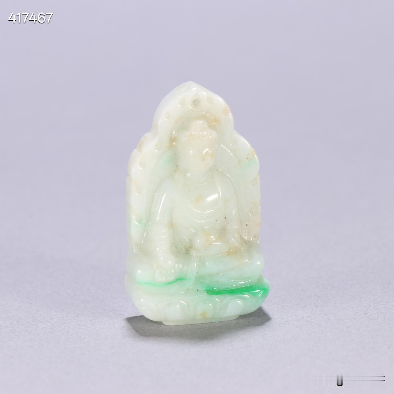 清 翡翠释迦摩尼吊坠
规格∶高4.5cm宽2.6cm