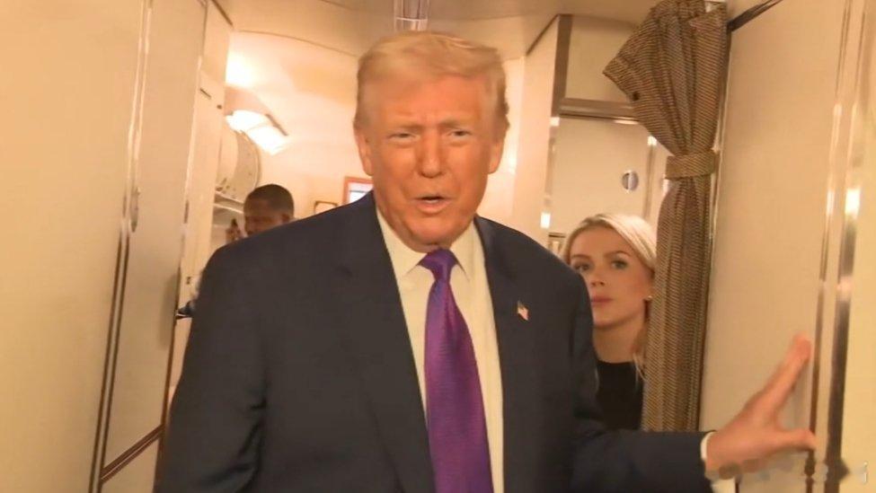 凤凰新闻【安德鲁被捕，特朗普回应】美国有线电视新闻网（CNN）2月19日报道，美