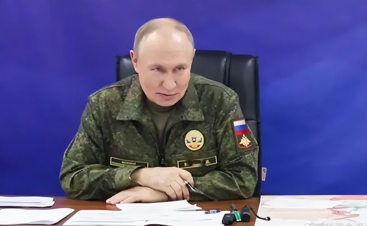 【普京亮剑遭特朗普回呛，孙玉良：俄美掰腕，令全球核平衡再次晃动】
当普京宣布“海