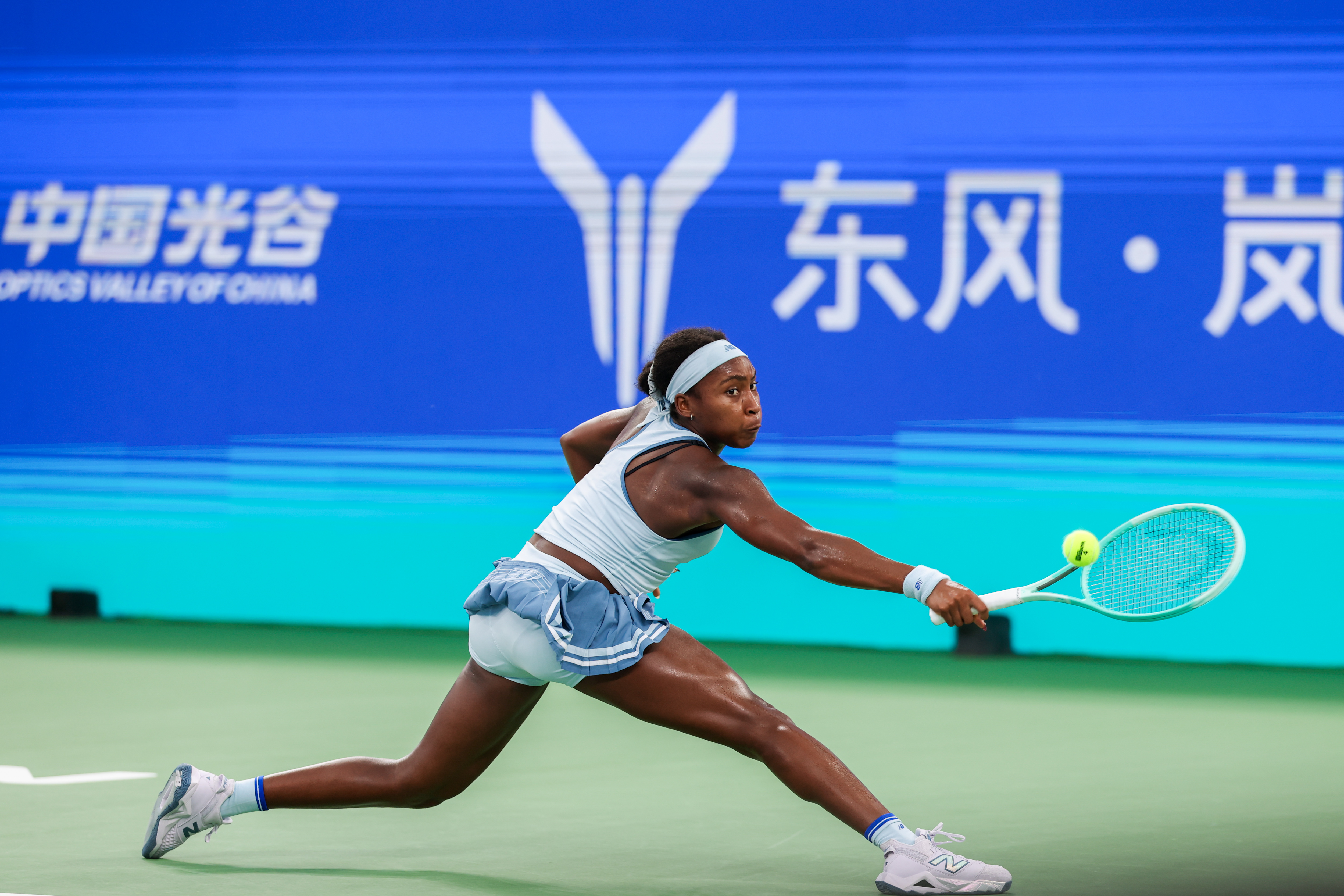 2025武网 女单半决赛，3号种子高芙以6-4/6-3战胜7号种子保利尼，职业生
