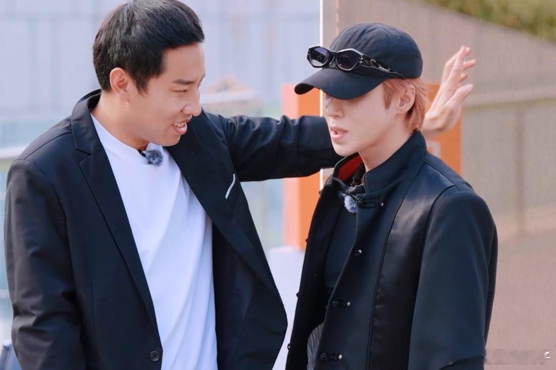 徐志胜 我要告你骚扰我的 拍戏现场欢乐爆棚！高瀚宇嘴瓢让台词画风突变，徐志胜又无