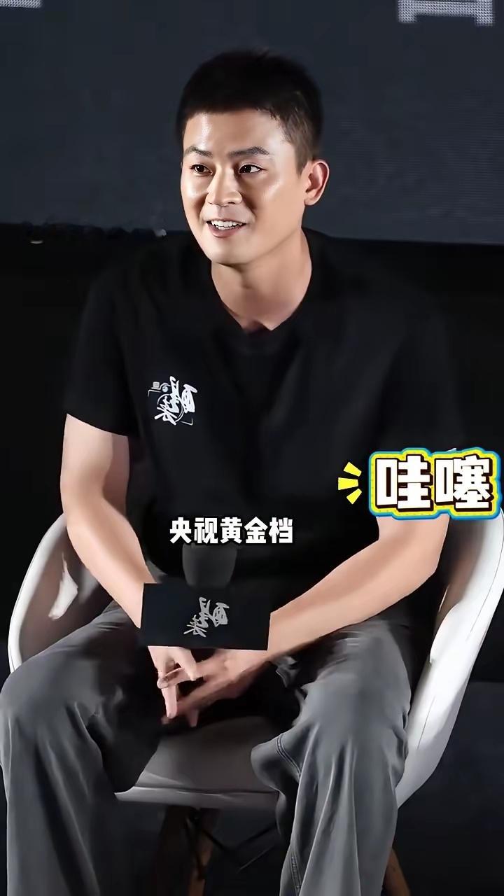 《快男》境遇，欧豪《交锋》一笑生死难料，华晨宇专辑冲入全球快乐男声。星潮起落。时