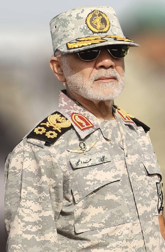 伊朗让美以期待更多惊喜当地时间3月19日晚，伊朗武装部队哈塔姆·安比亚中央司令部