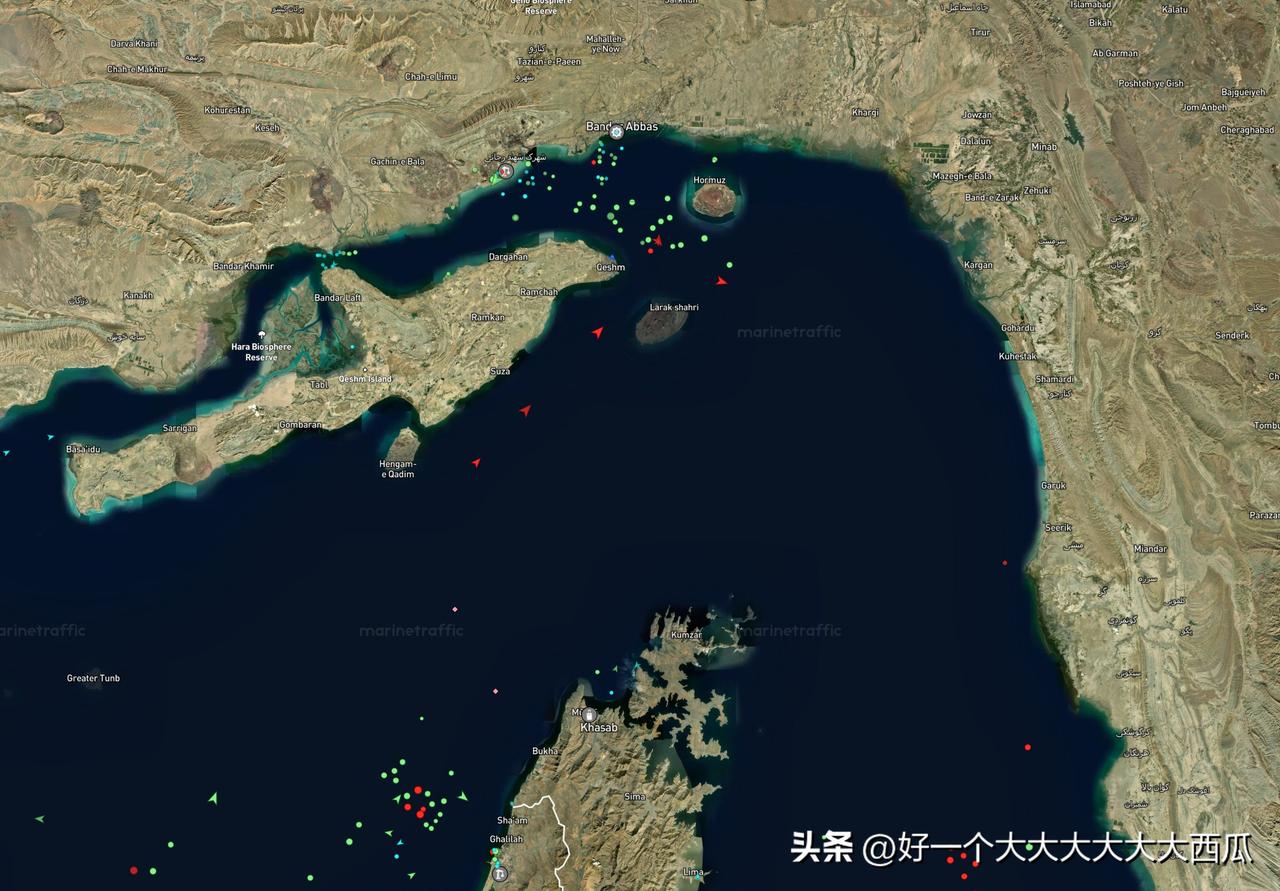 谁能想到人民币的国际化遇到这样的契机，
由于霍尔木兹海峡目前的一个状态，
有消息