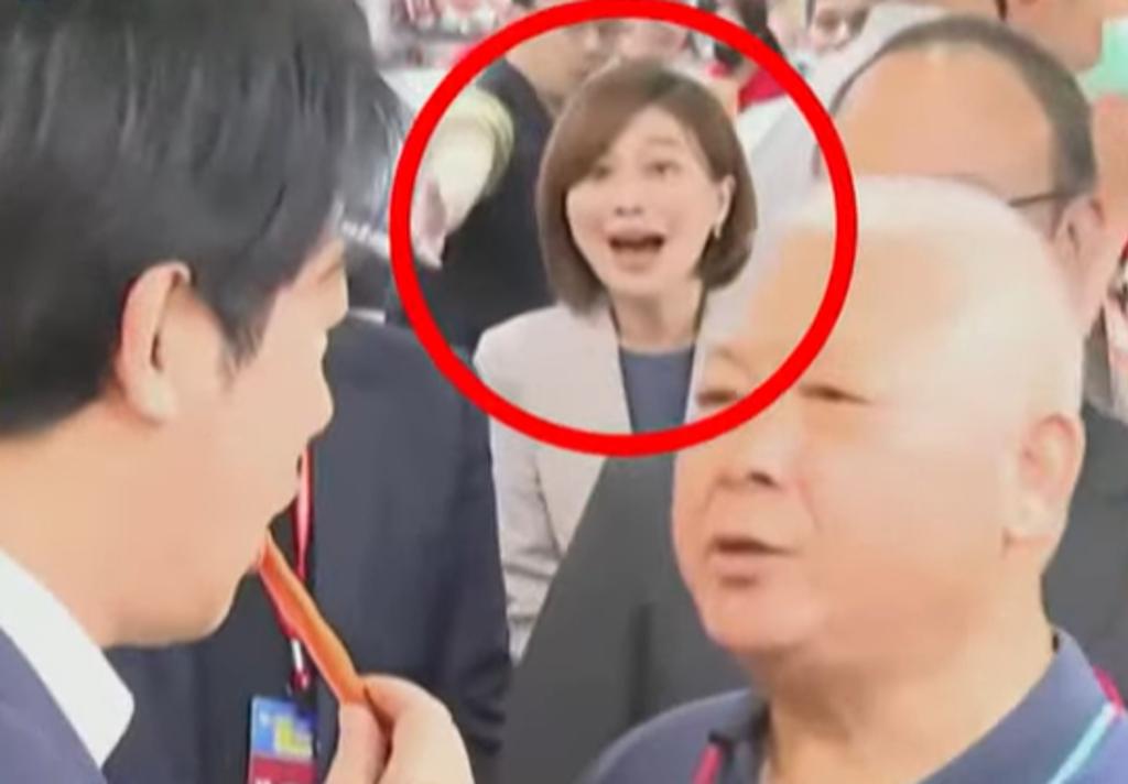 赖清德昨天在宠物用品展试吃宠物零食， 国民党立委叶元之质疑：这是要营造一种"赖清