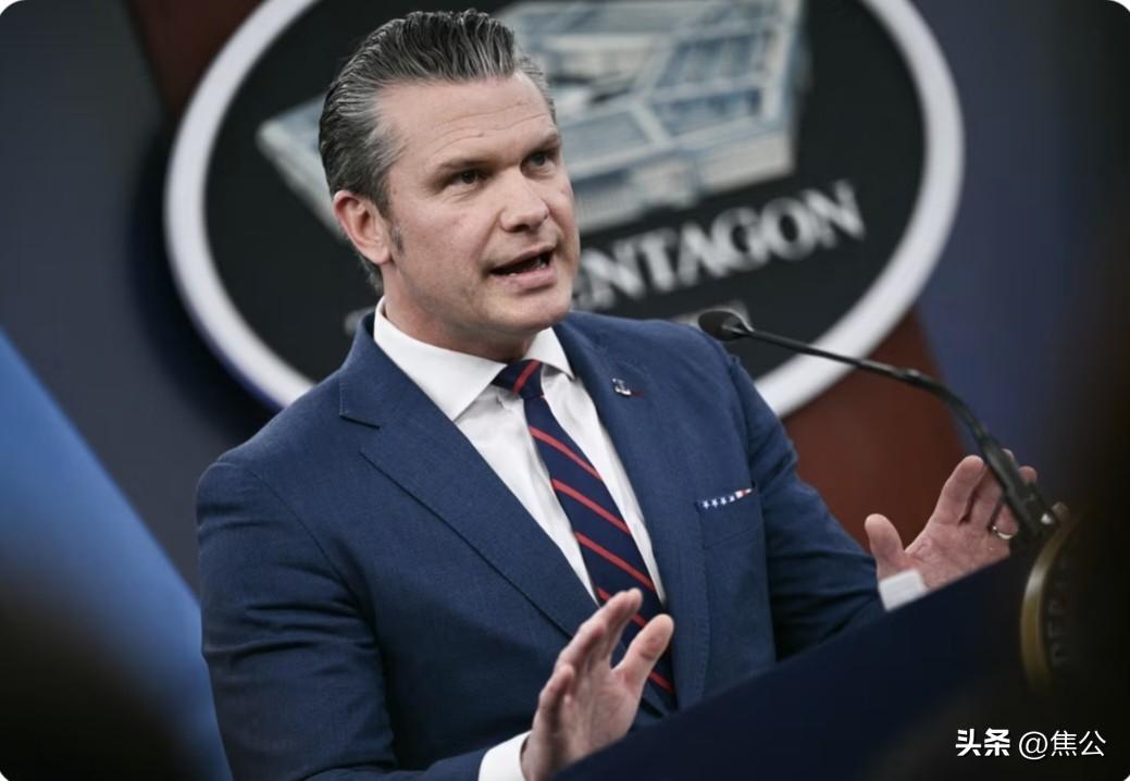 突然改口！美军官宣不更迭伊朗政权，3天打击急刹车，怕重陷伊拉克泥潭
 
3月2日