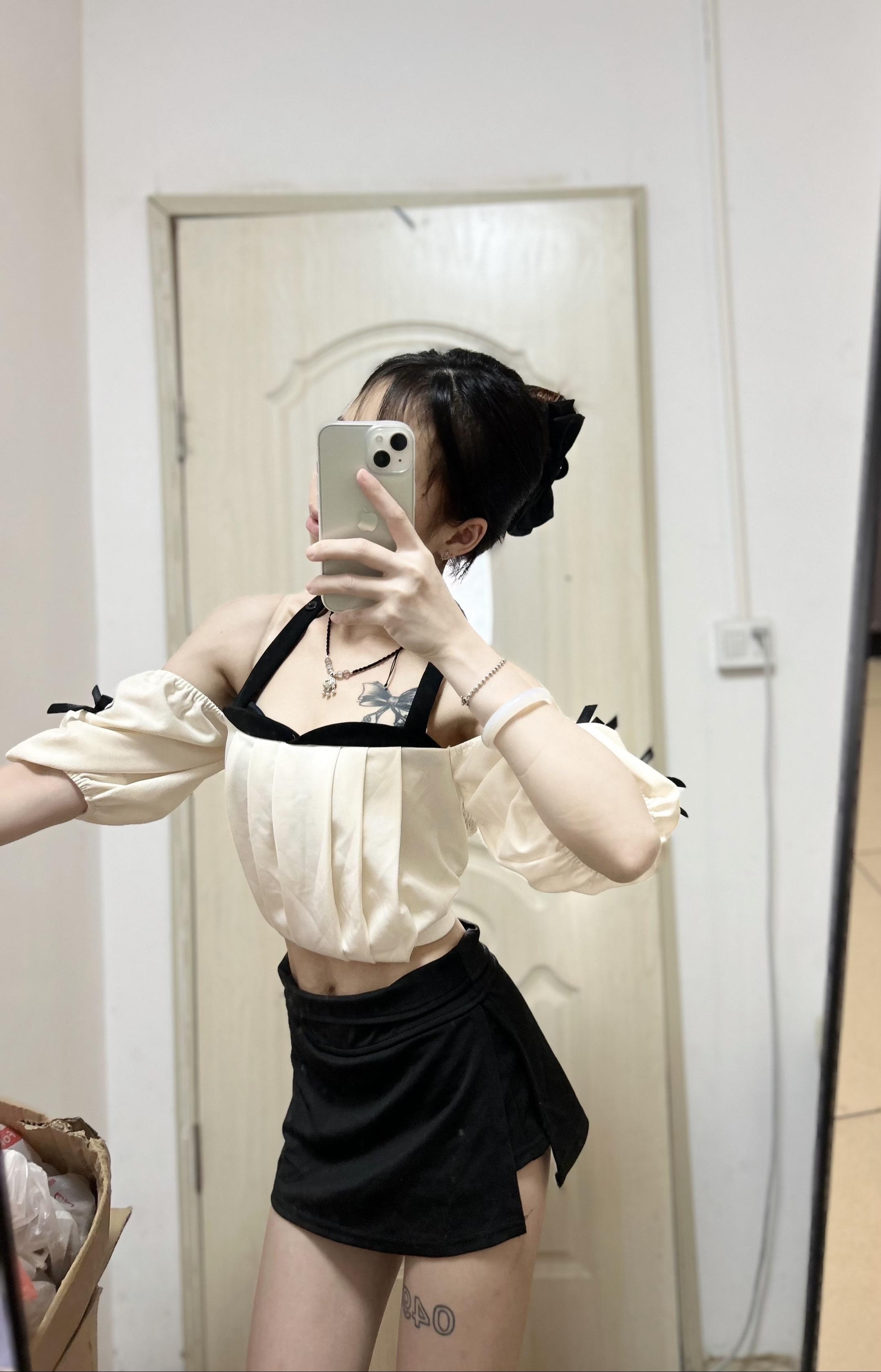 你把丑丑的他看顺眼了  他把美美的你看腻了