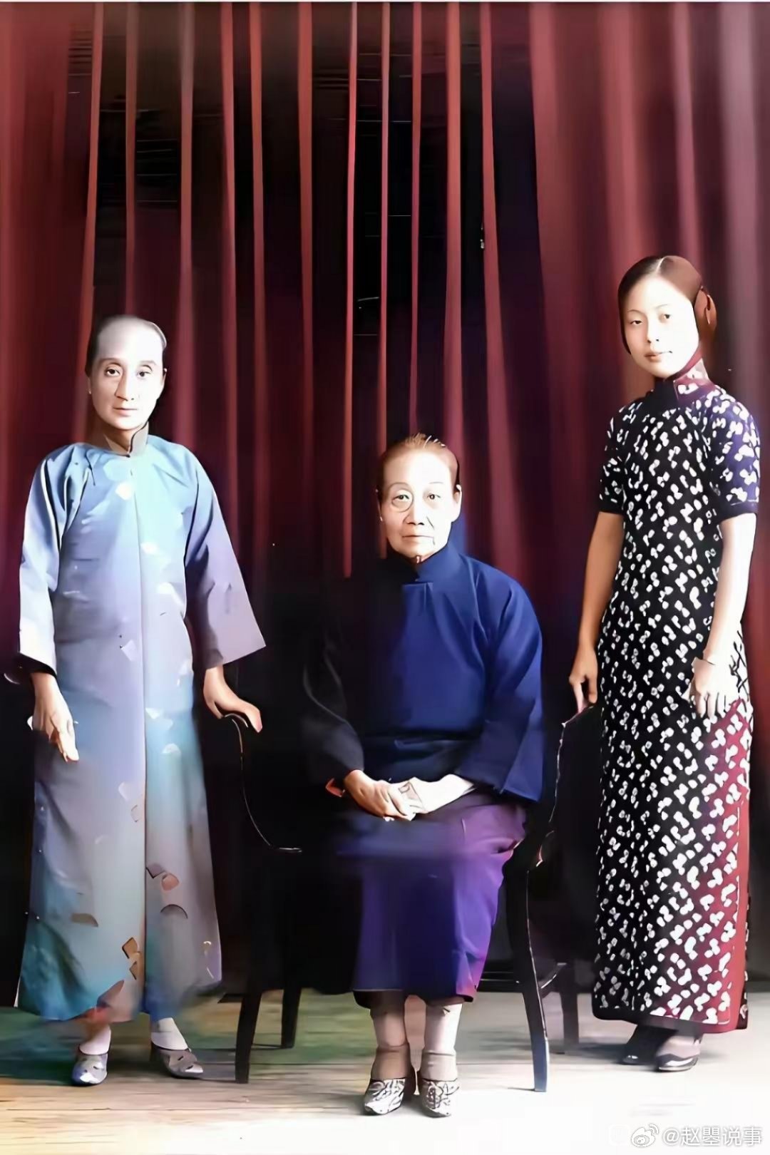 看看鲁迅发妻朱安女士和婆婆的合影。朱安女士为什么这样瘦？虽然朱安晚年穷得吃稀粥，