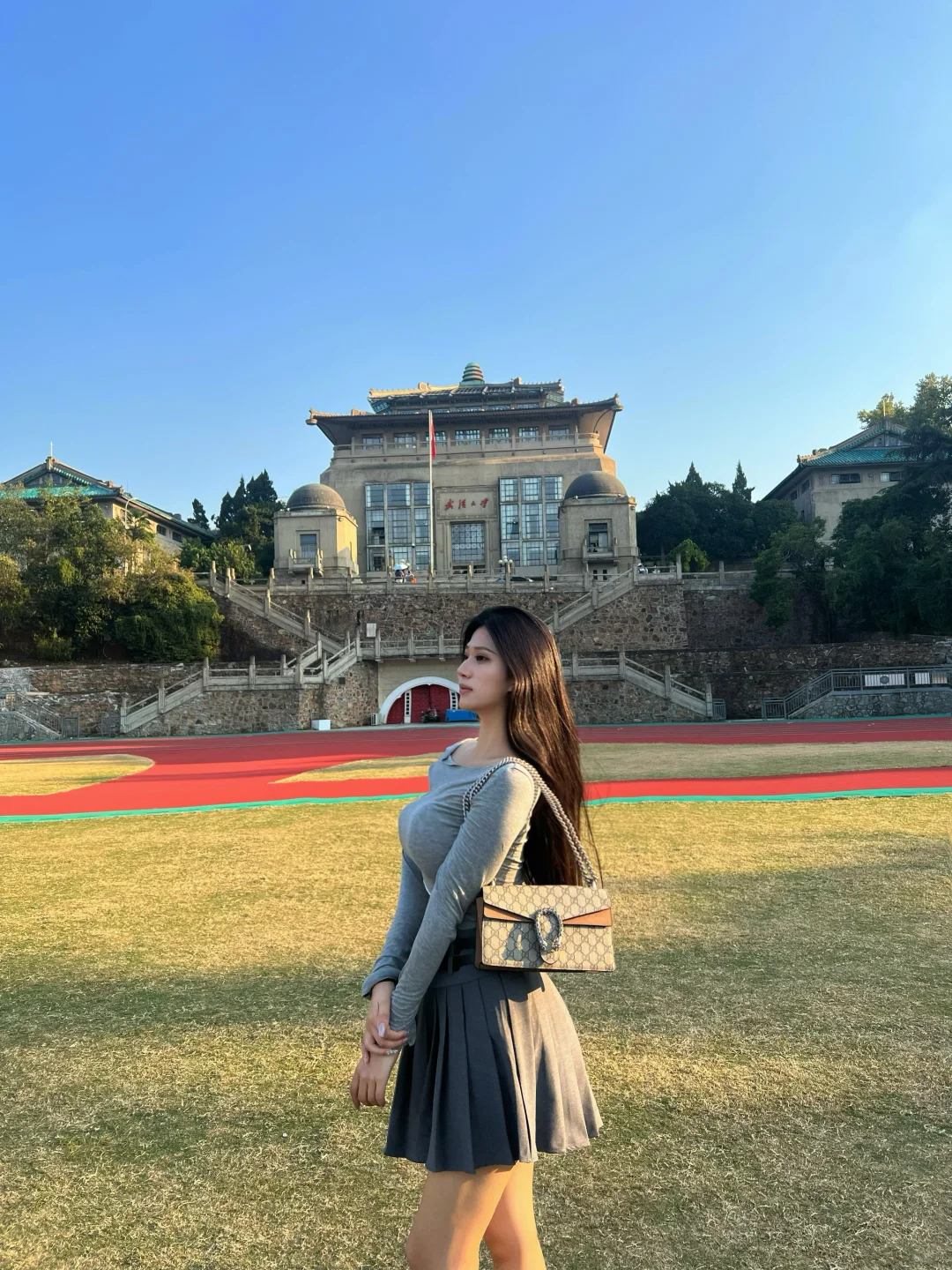 假装武汉大学学姐
