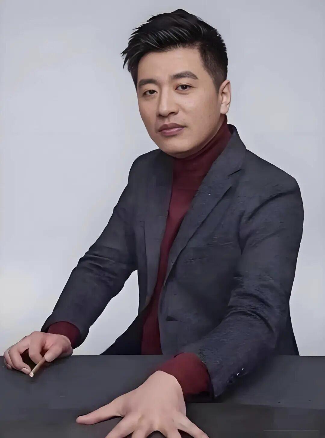 张雪峰公司发布讣告太突然了，难以接受，无数人的青春引路人，愿您安息