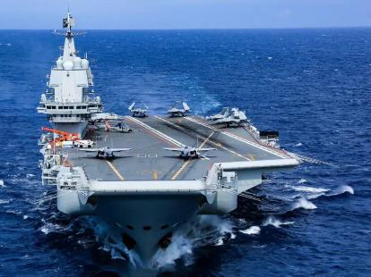 被美国忽悠了？中国这两年造完航母才发现不对劲——自己的无人机、太空武器、超高音速