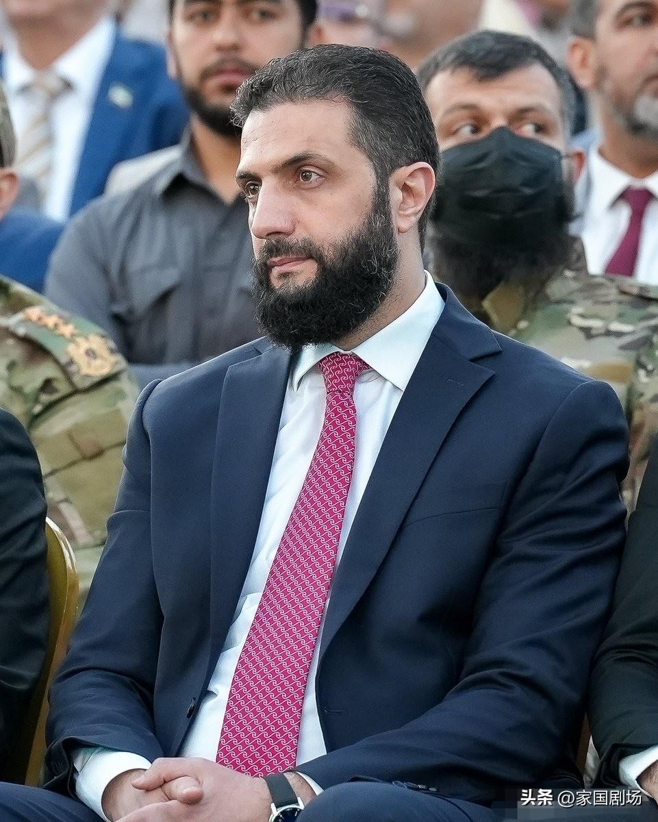 叙利亚总统艾哈迈德·沙拉宣布，叙利亚及其军队将全力声援美国和以色列，共同对抗亲伊