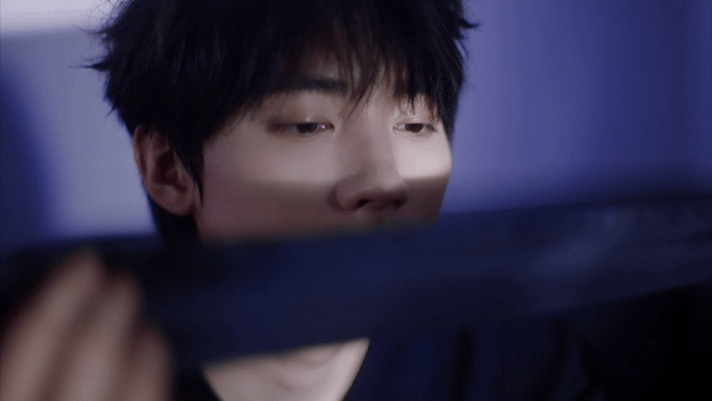 00后已经到了有性张力的年纪 《江湖夜雨十年灯》这段简直是博弈名场面😳！黑丝带