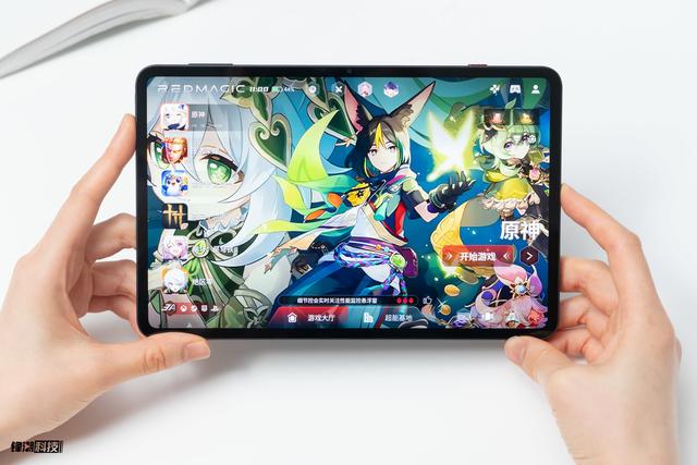 8200mAh+9寸屏幕，红魔刚发布了一款能装进口袋的平板