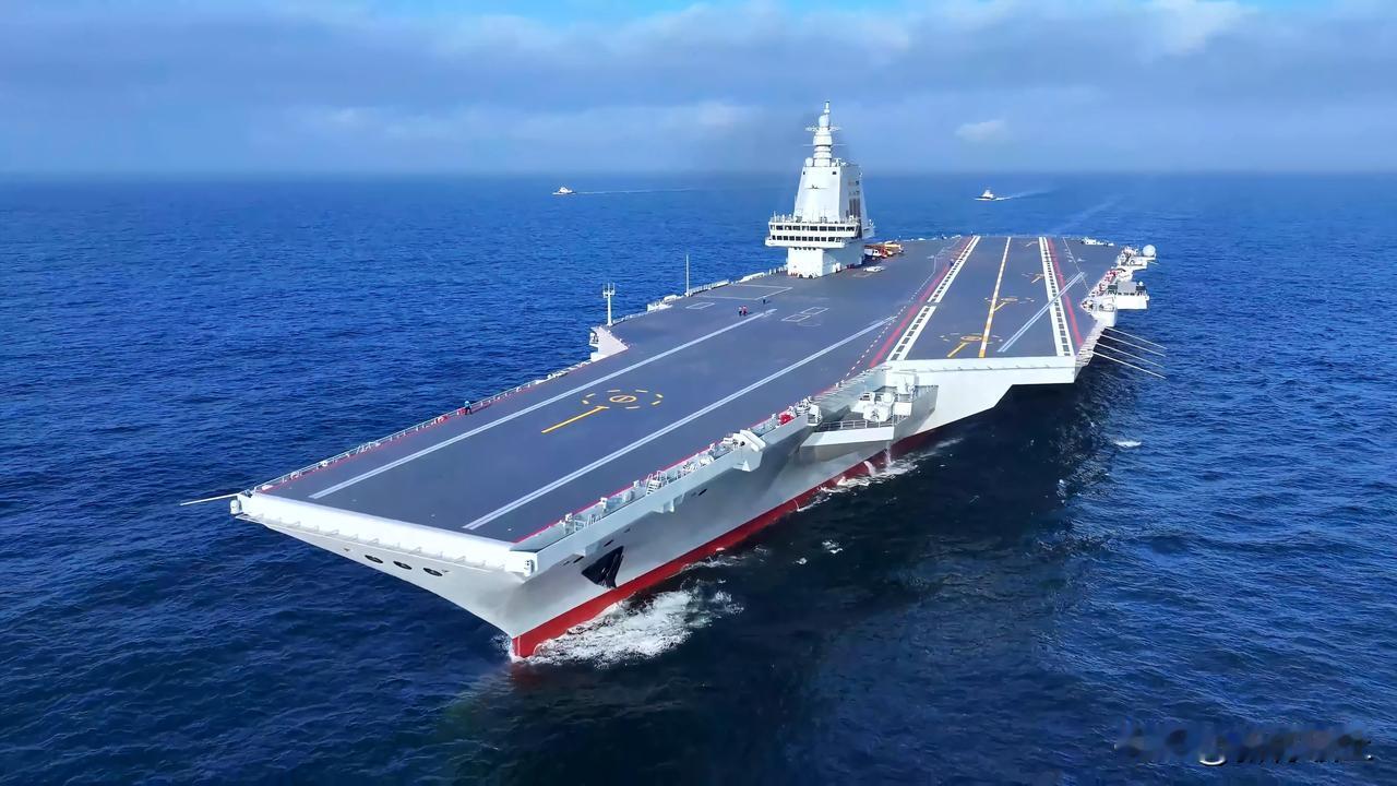 对不起福建舰，
我要对你脱粉了，
因为我发现你太让人骄傲了。

2022年你刚下