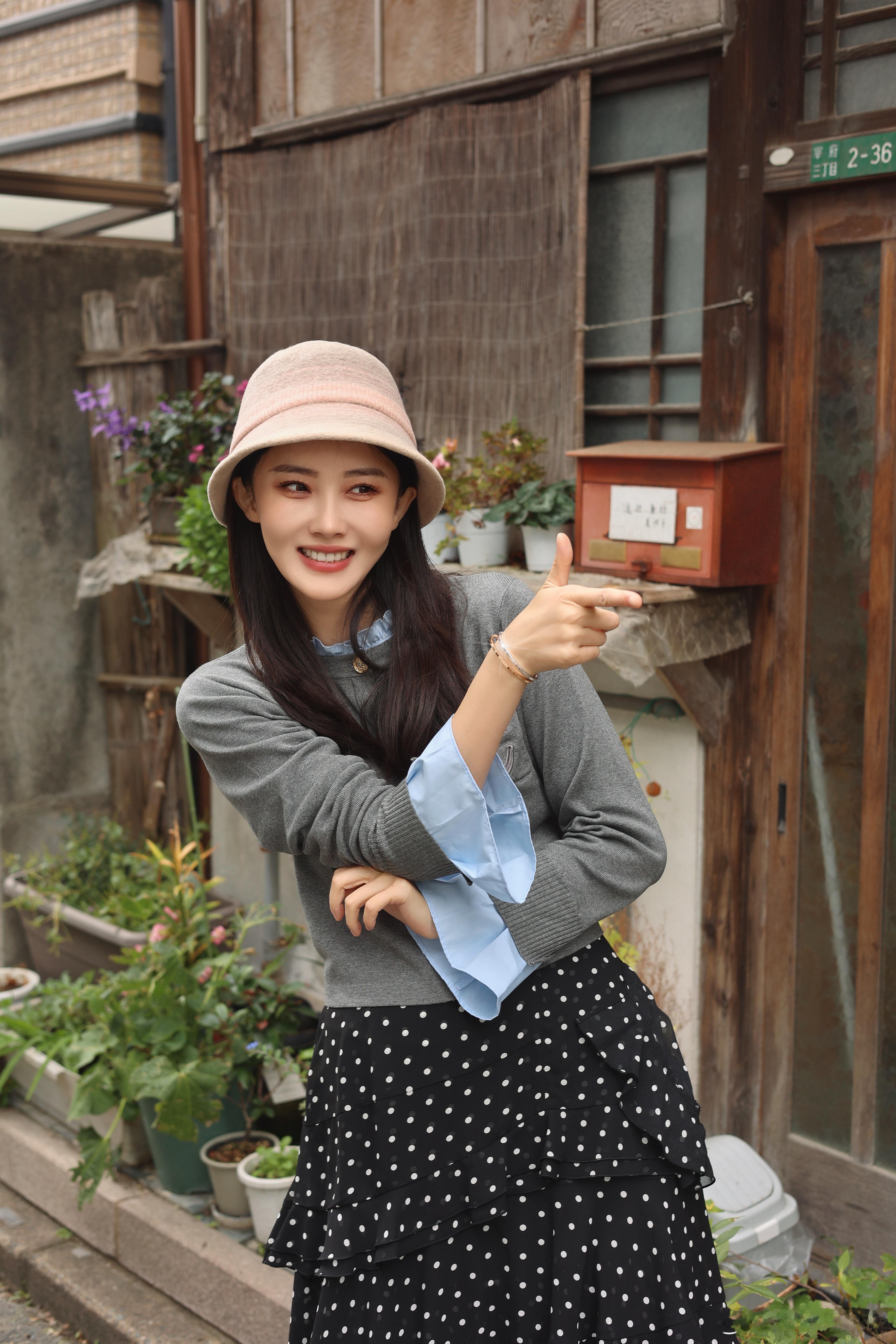 只想把自己丢进山野的雾气里，漫无目的的走走～