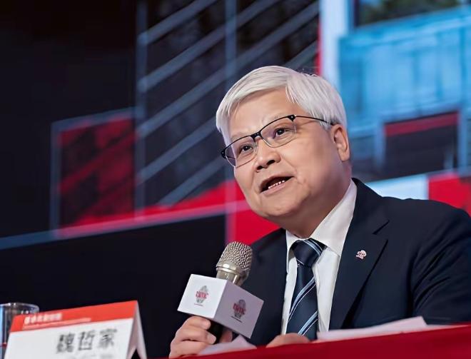 中日正在博弈之际，台积电董事长竟然跑去日本给高市早苗间接“助选”，讨论把台积电在