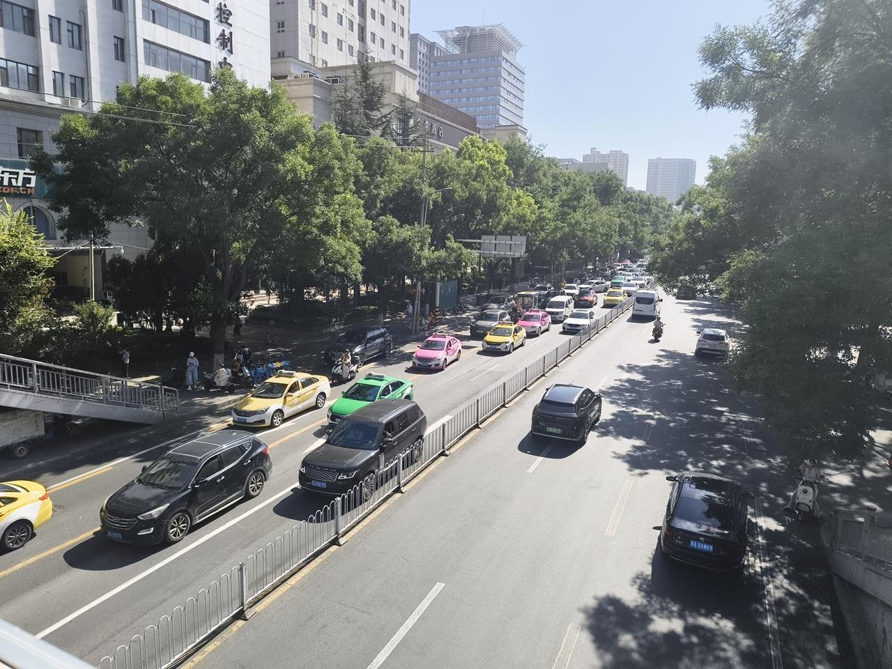 通过这张图片，你能看出来这是哪里吗？