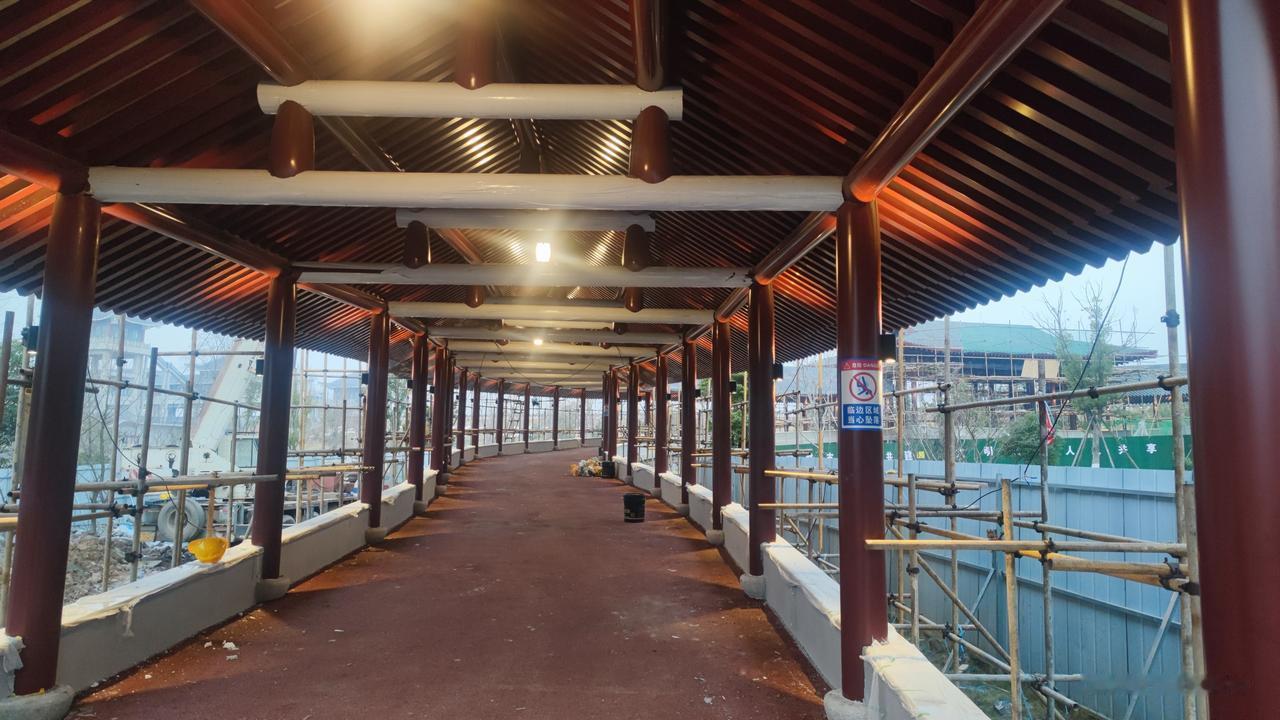 你不动，世界就是别人的；你出发，路才是为你而铺。这就是世界格局 世界是一个平台