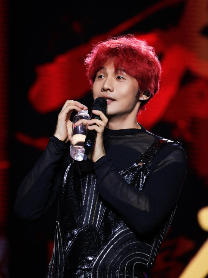 李荣浩要的是对原创版权的敬畏 李荣浩语言艺术李荣浩语言艺术，李荣浩要的是对原创版