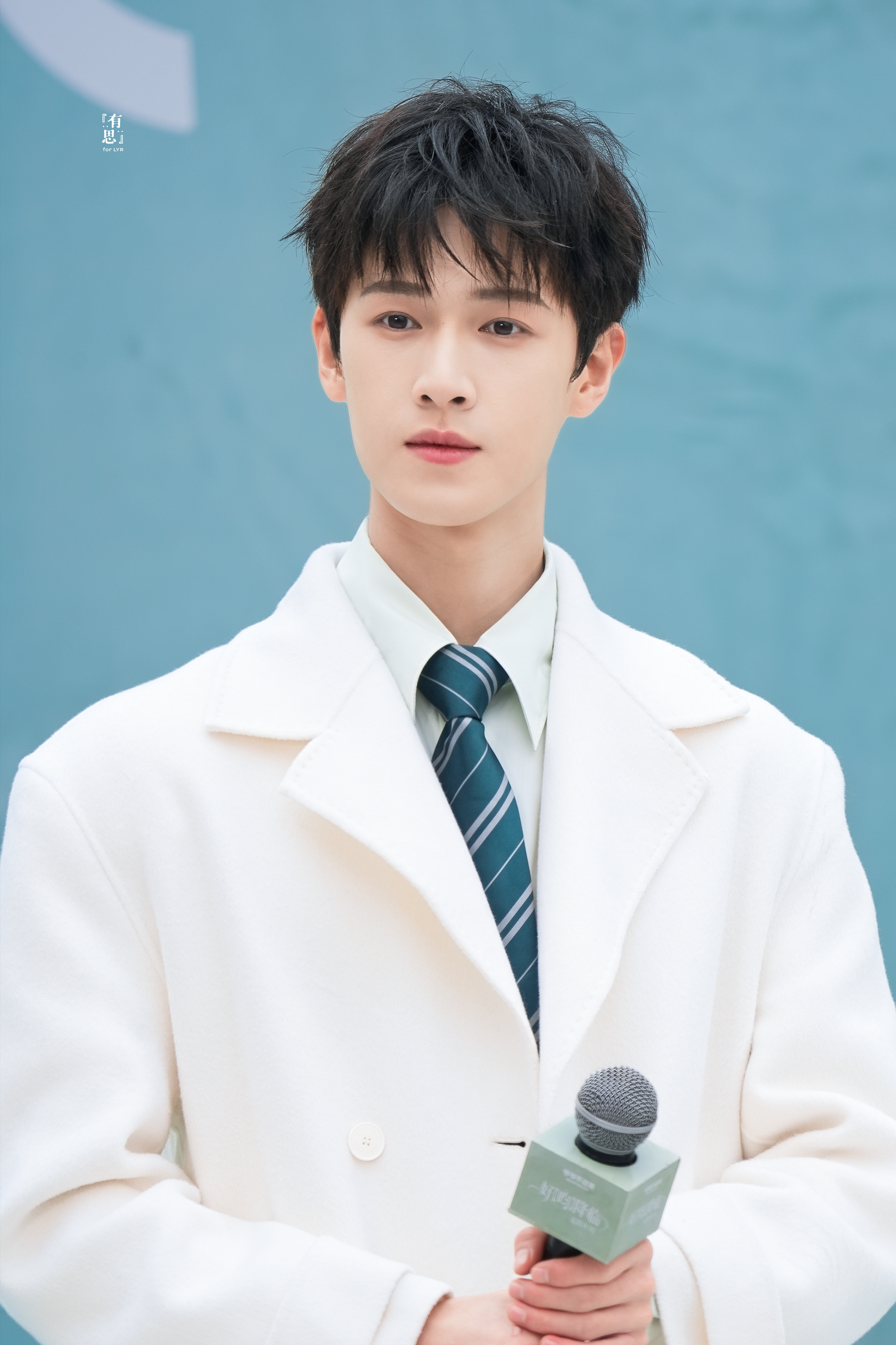 李昀锐今日活动路透图清爽男大既视感