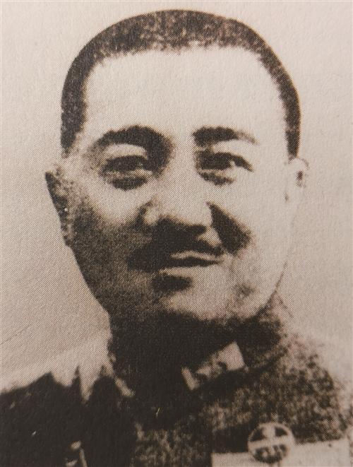 首位殉国军长！上将陈安宝血染南昌，用血肉捍卫国土
 
陈安宝（1891—1939