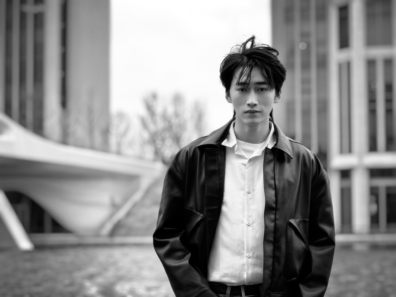 感受了一下华为 Mate80 系列第二代红枫原色摄像头，用它拍了不少照片，人像、