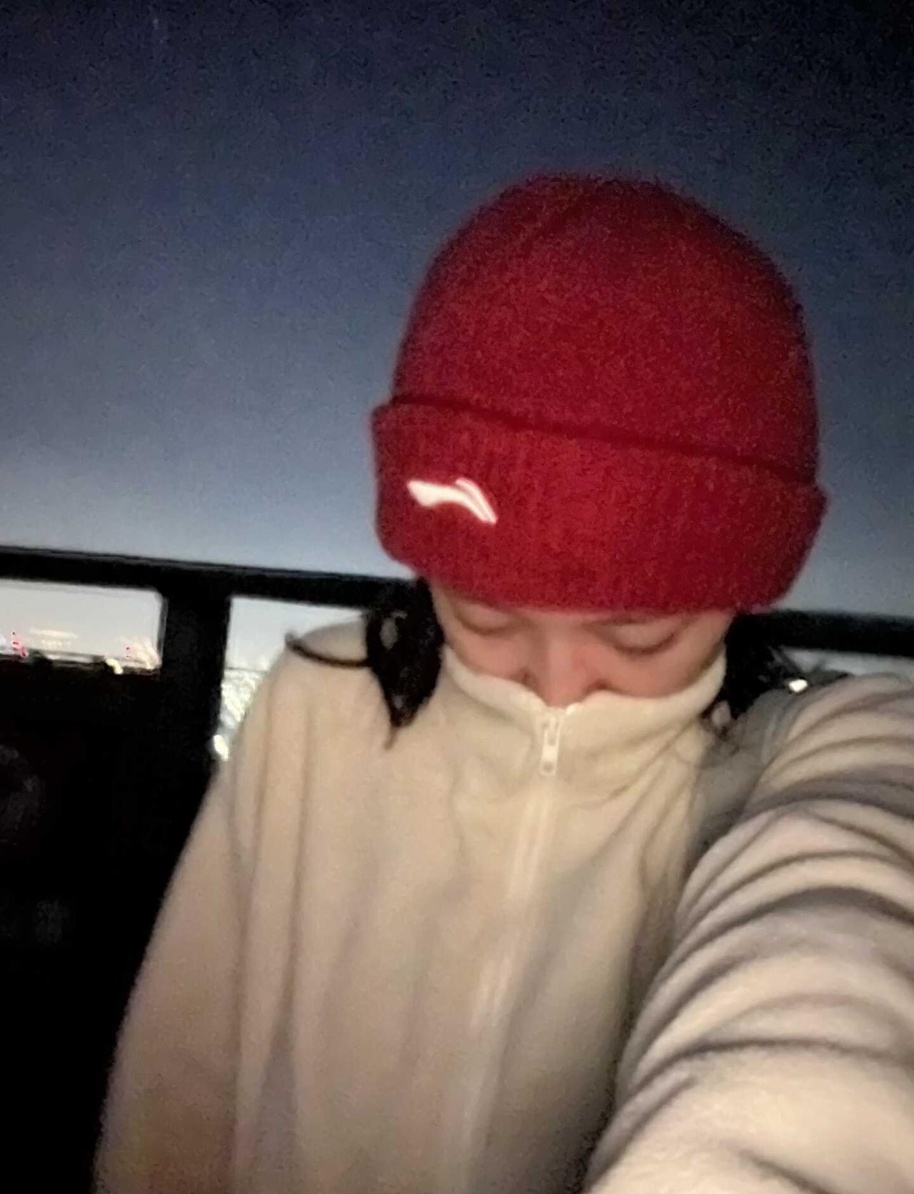 只有我一个人觉得冷吗😭
南京 一点都不冷 不想过冬天 今年冬天有点冷 冻得瑟瑟