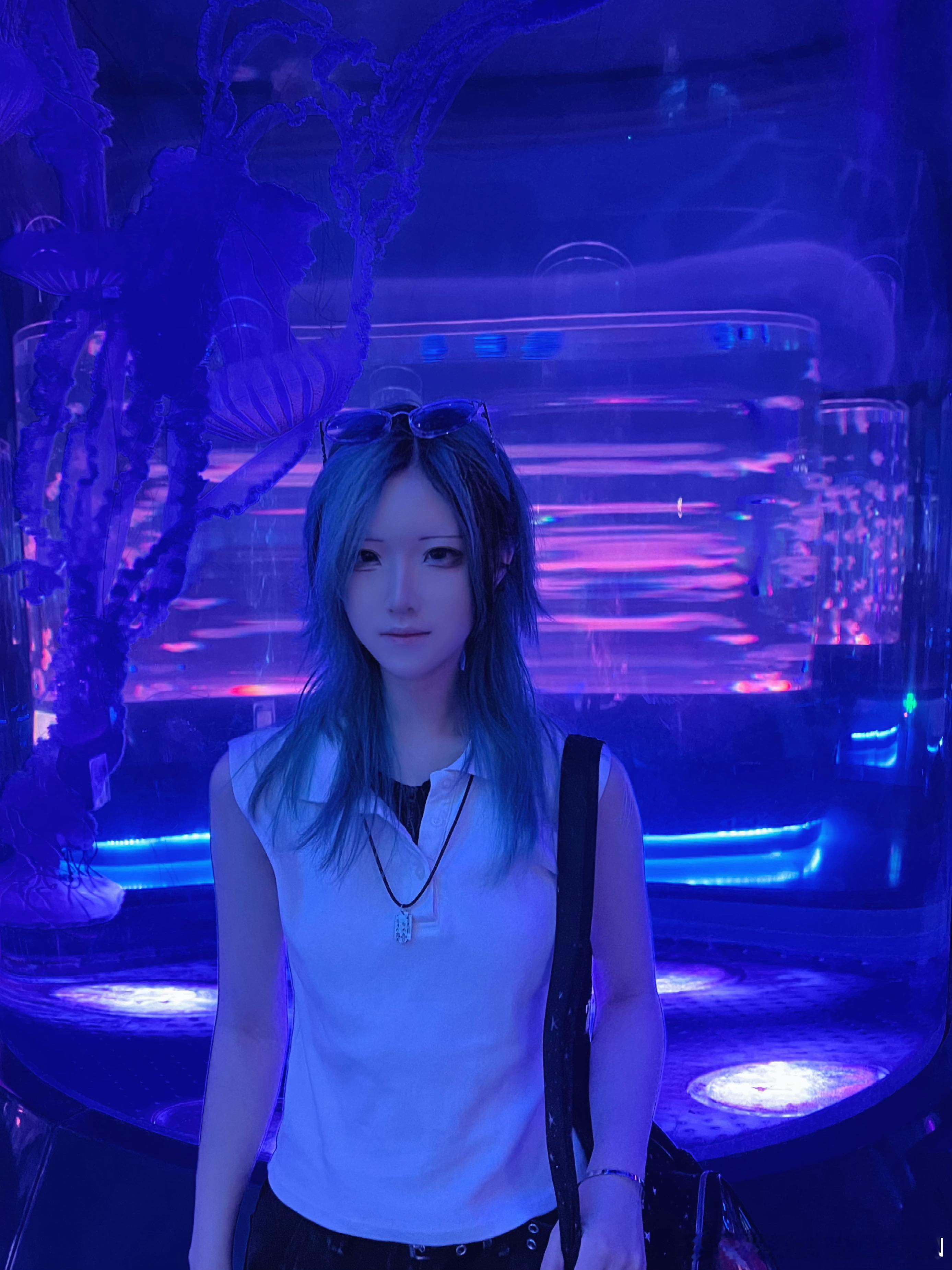 你说蓝色是你最爱的颜色🪼澪夜降临时