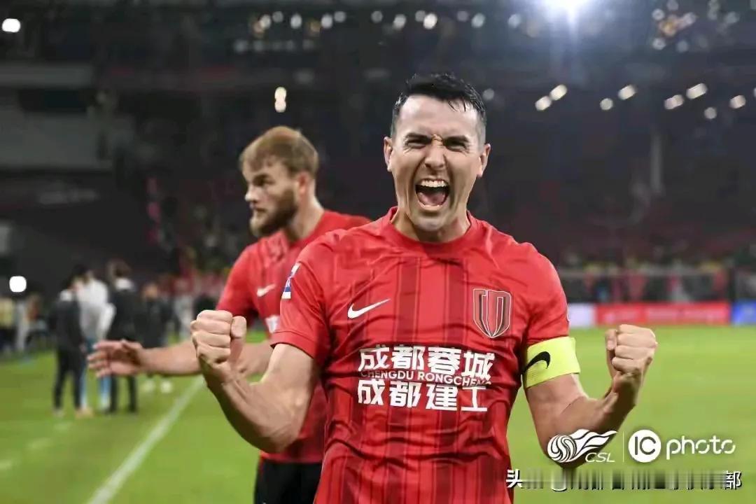 虽说不太看好成都蓉城明天与北京国安的结果，但真心希望蓉城能赢下国安。

不为别的