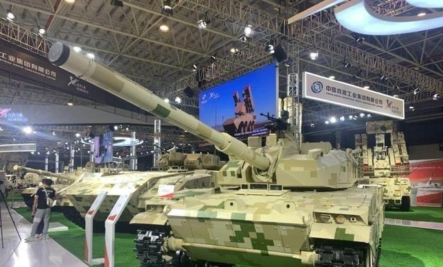 [兔子]俄专家一句话点破中国武器最大短板：东风-17、055大驱性能已超美国，为