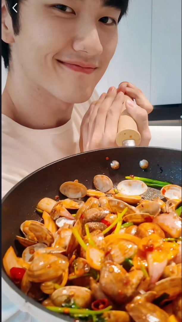 孙丞潇厨师圈人脉在芒果打起来了江苏招牌菜的含金量还在上升苏式菜品色香味俱全，把地