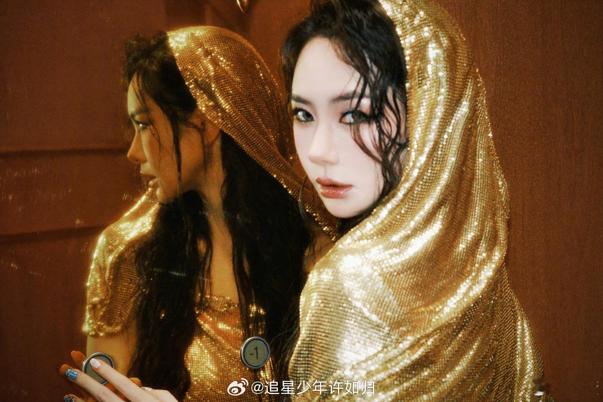戚薇卡点527李承铉没卡上戚薇李承铉七夕营业七夕甜度已送达，戚薇卡点527氛围感