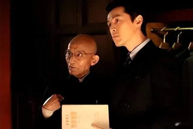 93岁游本昌离世，胡歌一段悼念文刷屏，忘年师徒的情分看哭无数人