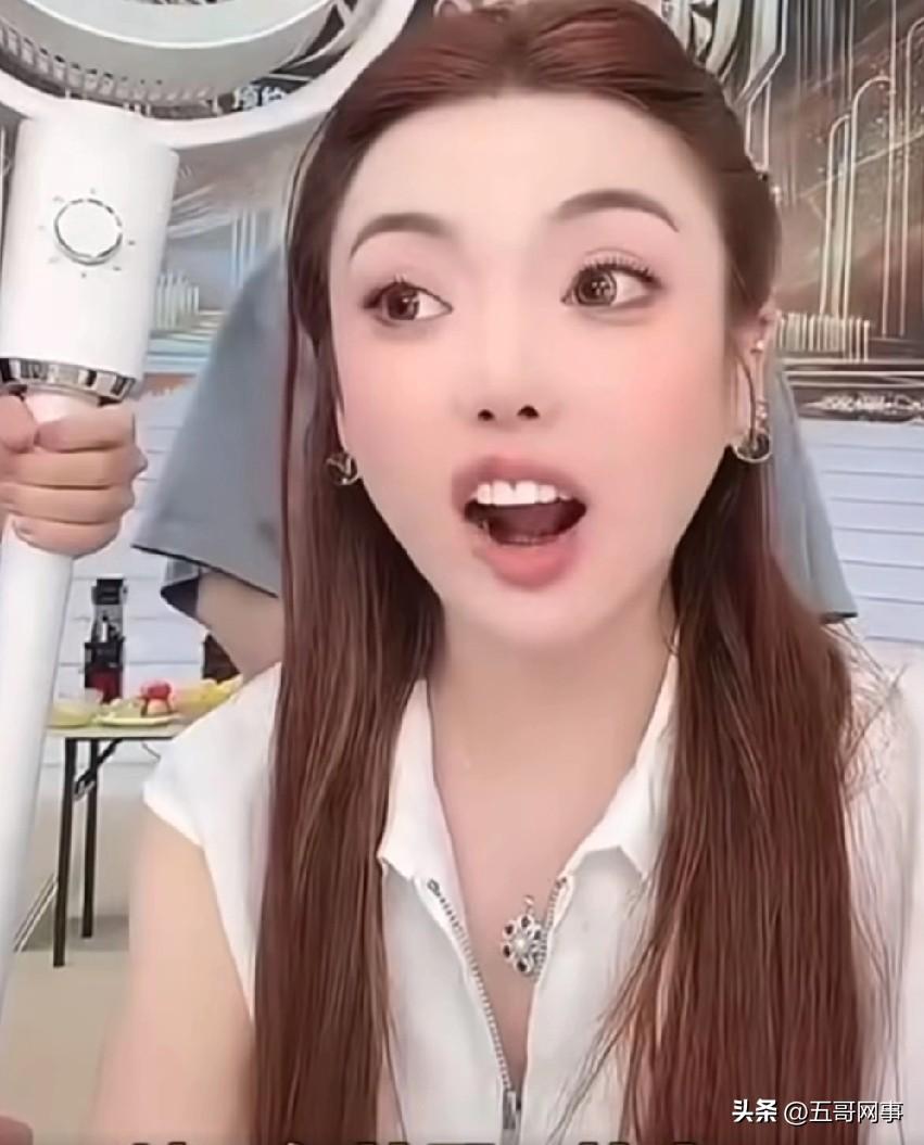 蛋蛋回应热门说和朱梓骁连麦生份不甜了！

咋了吃白砂糖天天甜？你想看甜明天就给你