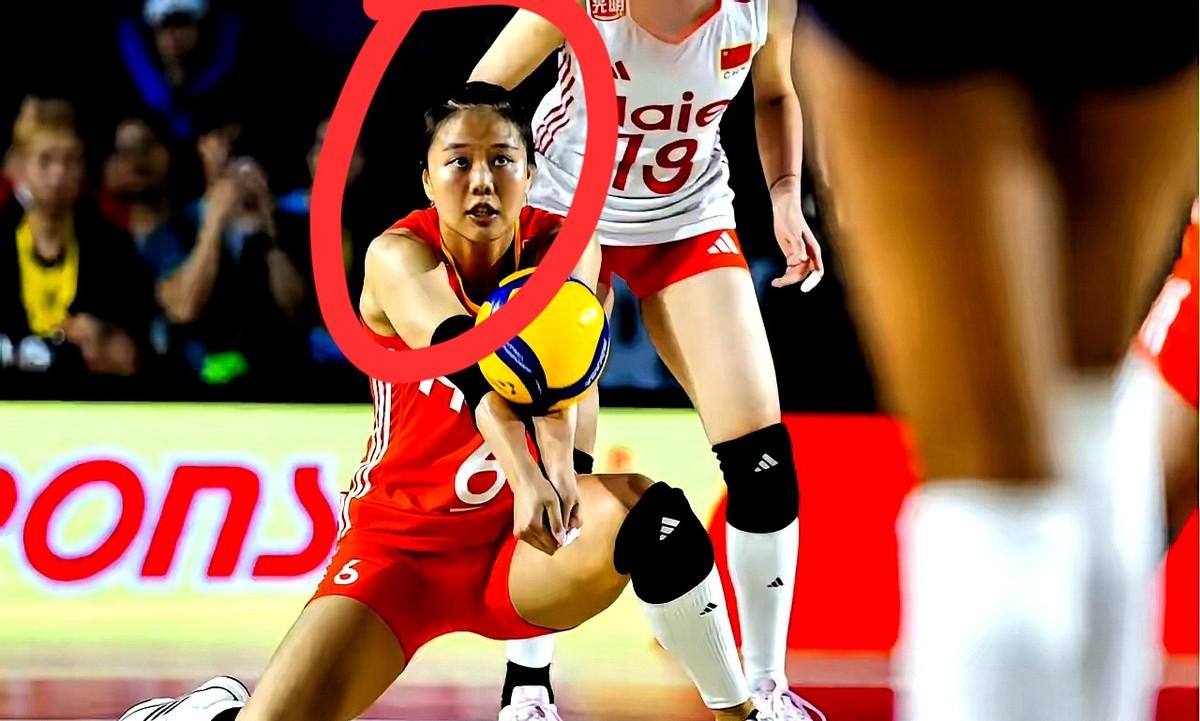 龚翔宇用一场堪称教科书级别的保障表现，完美诠释了什么是中国女排不可或缺的“冠军拼