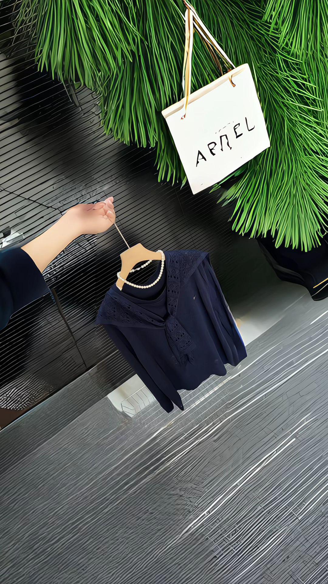 今日份琥珀流光少年感穿搭 氛围感七夕约会穿搭早秋穿搭微微辣变装 早秋姐...