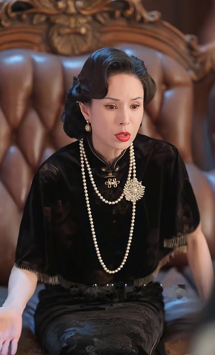 李若彤回怼演短剧是下沉被李若彤这番通透发言狠狠圈粉✨被诟病拍短剧是“下沉”，姑姑