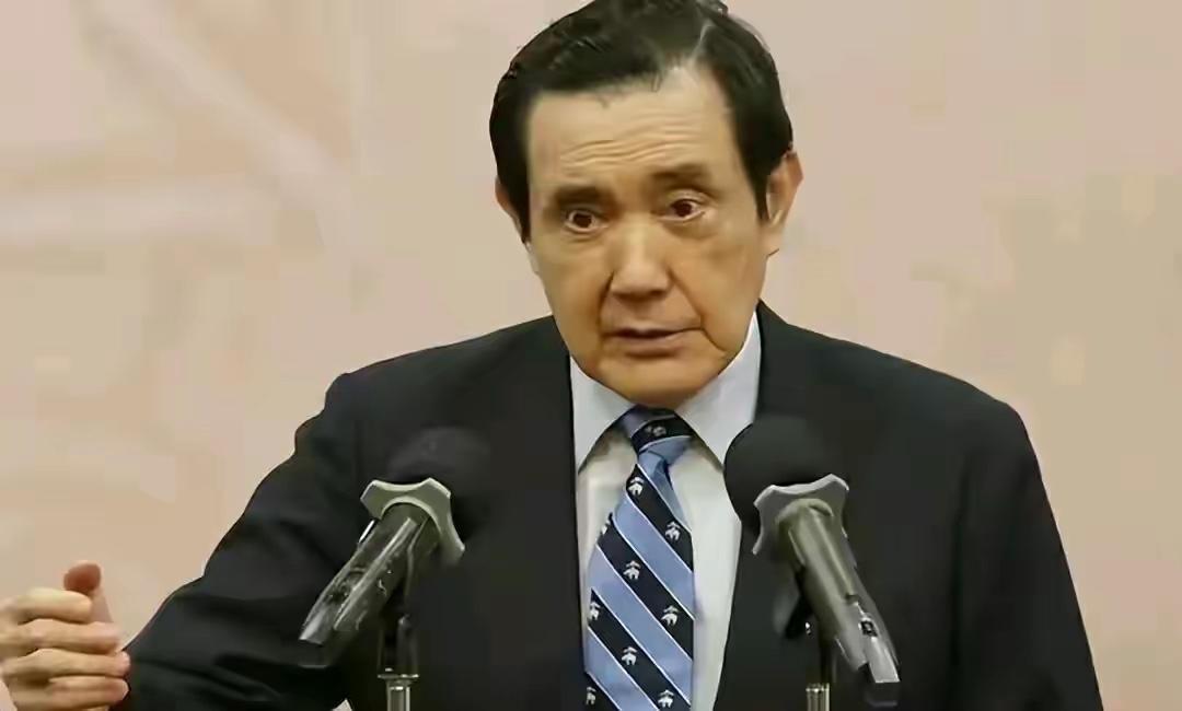 马英九的一句话，在两岸都炸开了锅。他说，如果不用和平的方式统一，台湾老百姓绝不会