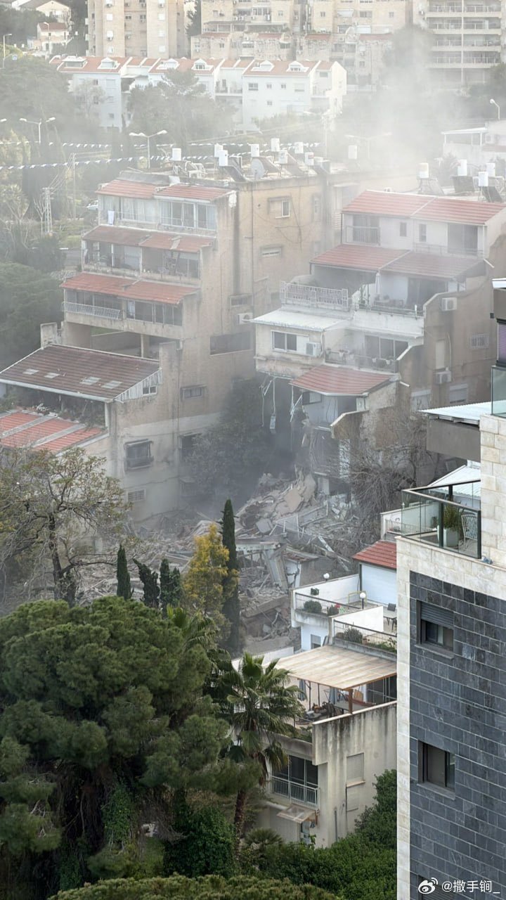 一枚伊朗导弹今晨在以色列海法市落地美国以色列对伊朗发动打击