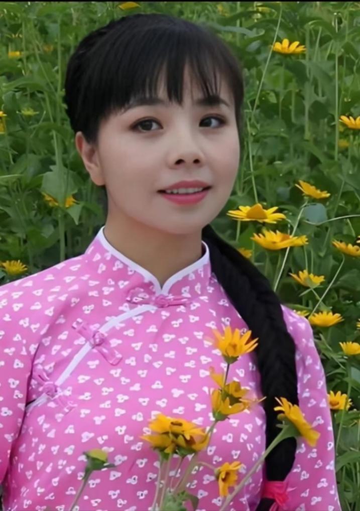 草根歌手王二妮