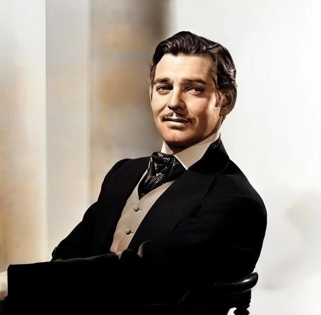 1960年，好莱坞皇帝克拉克盖博病逝，他在遗嘱中指明要跟妻子合葬，然而妻子反手就