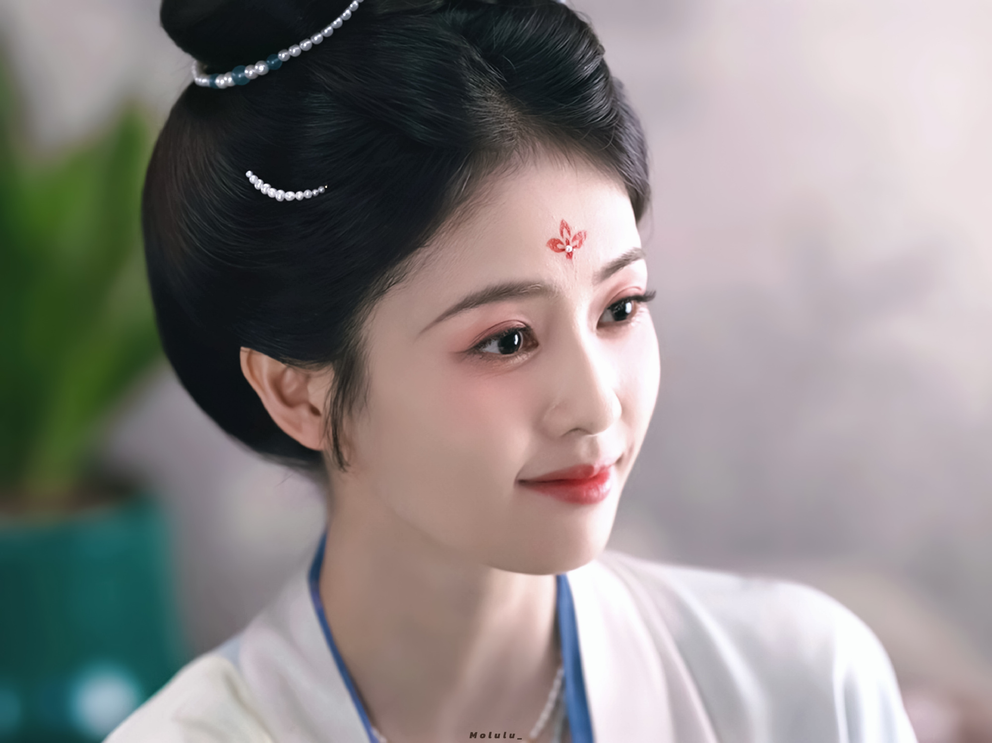 白鹿  “满天辉映的不止星光 还有你眼中的星河鹭起”📸🎀白鹿莫离 白鹿叶璃