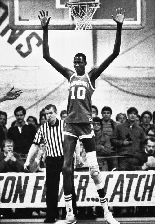 Manute Bol 